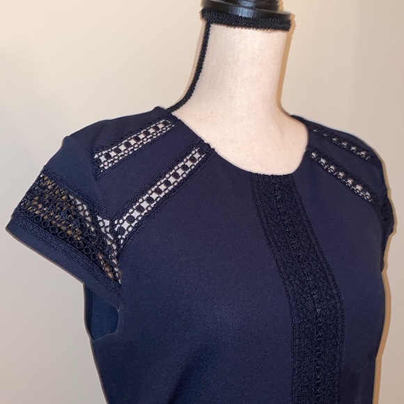 Navy Blue A Line Dress. Cutout/Lace Detail. H&M. Size Medium - Picture 4 of 10